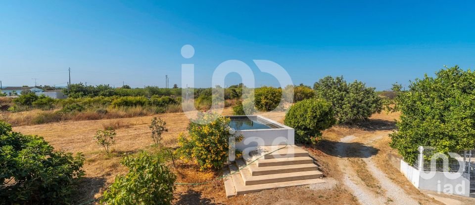 Maison de campagne T4 à Luz de Tavira e Santo Estêvão de 143 m²