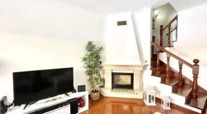 House T4 in Almeirim of 181 m²