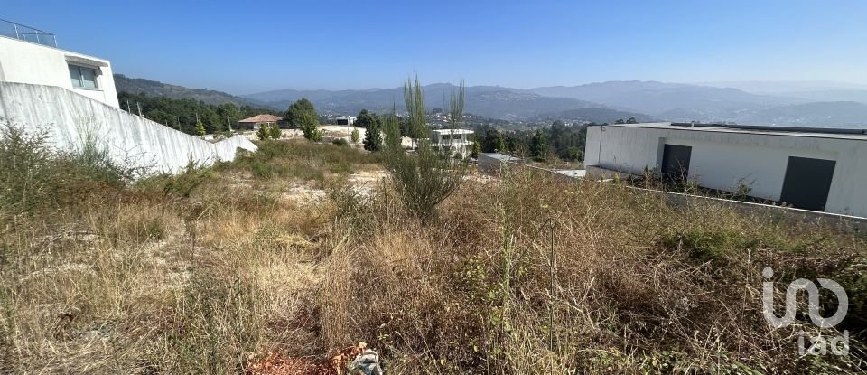 Terreno em Refojos de Basto, Outeiro e Painzela de 905 m²