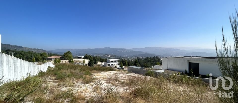 Land in Refojos de Basto, Outeiro e Painzela of 905 m²