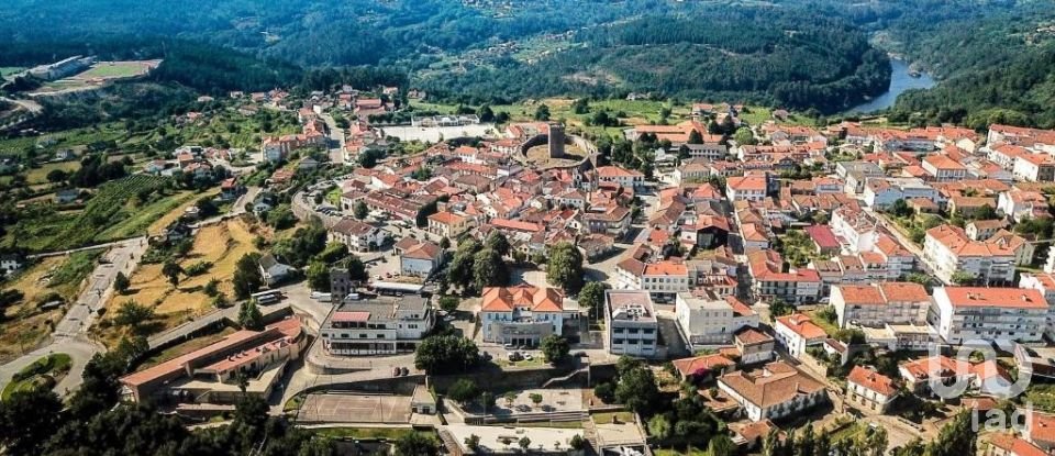 Maison T2 à Castro Laboreiro e Lamas de Mouro de 64 m²