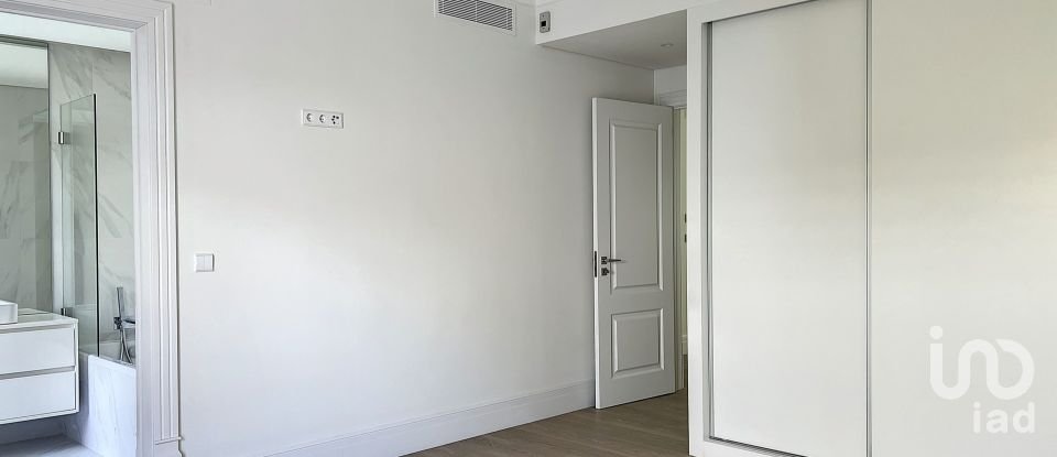 Appartement T2 à Estrela de 121 m²