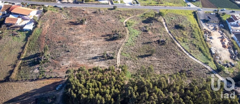 Terreno em Campelos e Outeiro da Cabeça de 20 600 m²