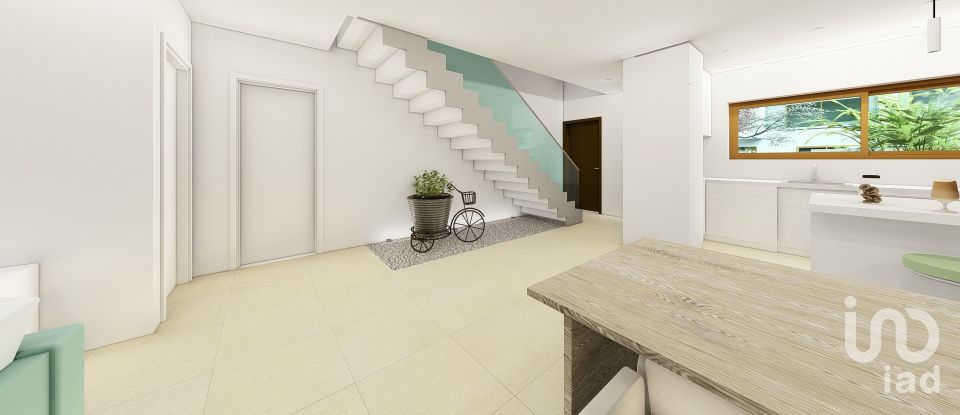 Casa T4 em Luz de 189 m²