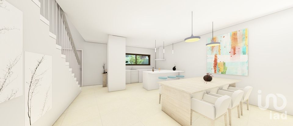 Casa T4 em Luz de 189 m²