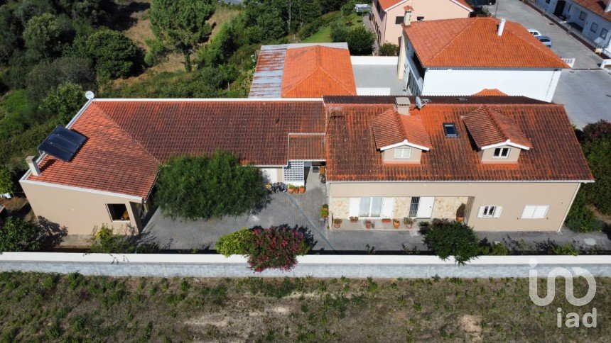 Demeure T6 à Figueiró dos Vinhos e Bairradas de 449 m²