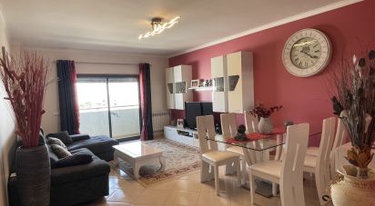 Apartamento T3 em Quelfes de 120 m²