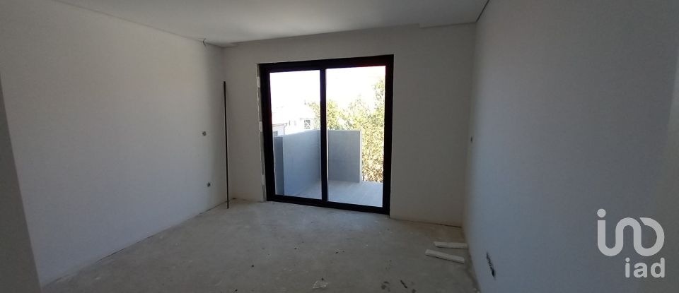 Apartamento T3 em Mafamude e Vilar do Paraíso de 113 m²