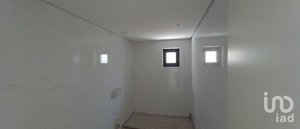 Apartamento T3 em Mafamude e Vilar do Paraíso de 113 m²