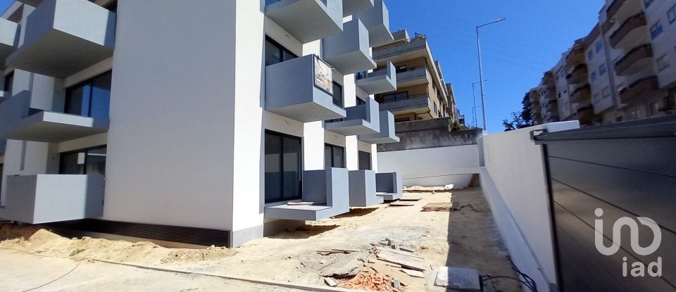 Apartment T3 in Mafamude e Vilar do Paraíso of 113 m²