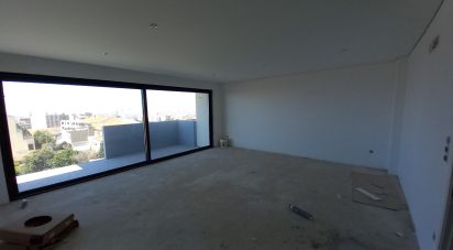 Apartamento T3 em Mafamude e Vilar do Paraíso de 116 m²