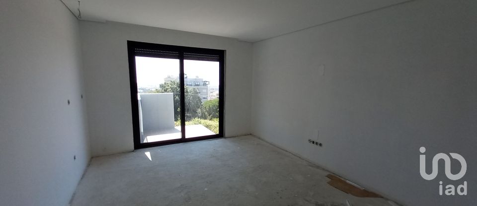 Apartment T3 in Mafamude e Vilar do Paraíso of 116 m²