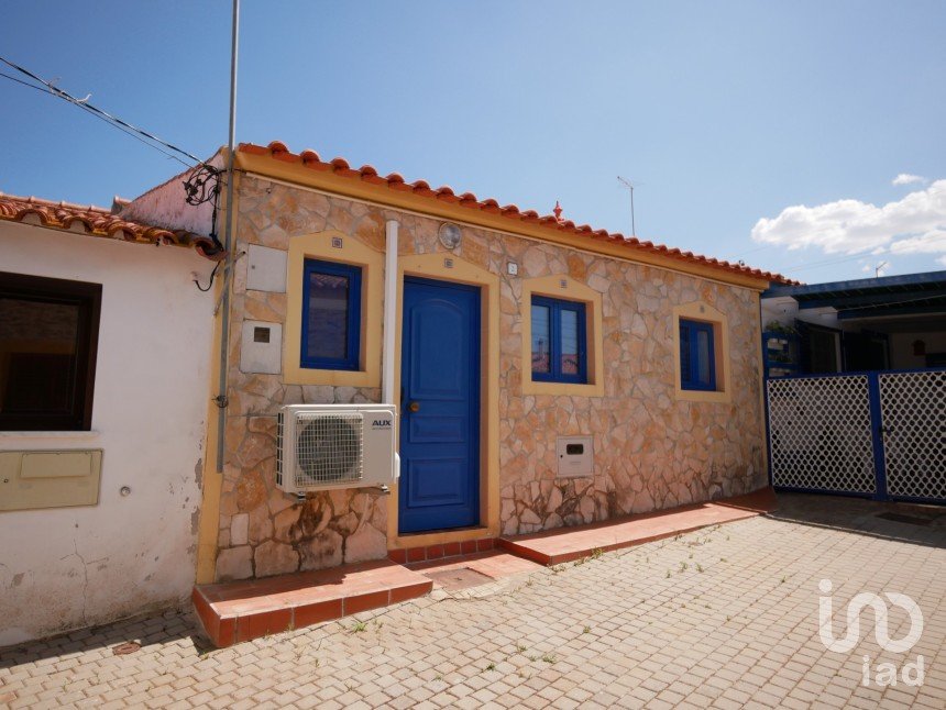 Lodge T2 in São Miguel do Pinheiro, São Pedro de Solis e São Sebastião dos Carros of 40 m²