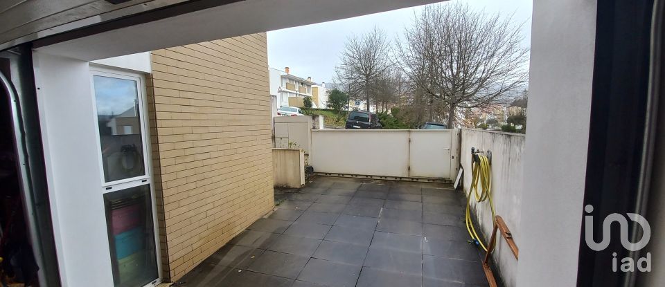 Maison de ville T4 à Lordelo de 330 m²