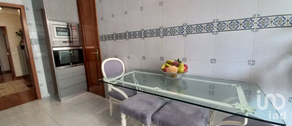 Apartment T3 in Barcelos, Vila Boa e Vila Frescainha (São Martinho e São Pedro) of 135 m²