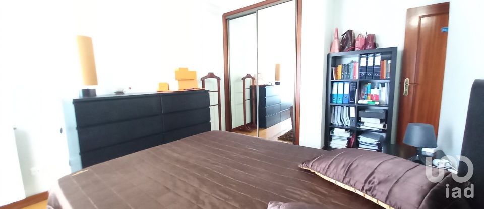 Apartamento T3 em Barcelos, Vila Boa e Vila Frescainha (São Martinho e São Pedro) de 135 m²