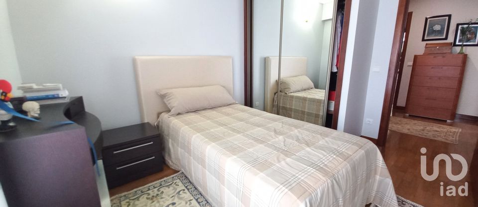 Apartment T3 in Barcelos, Vila Boa e Vila Frescainha (São Martinho e São Pedro) of 135 m²