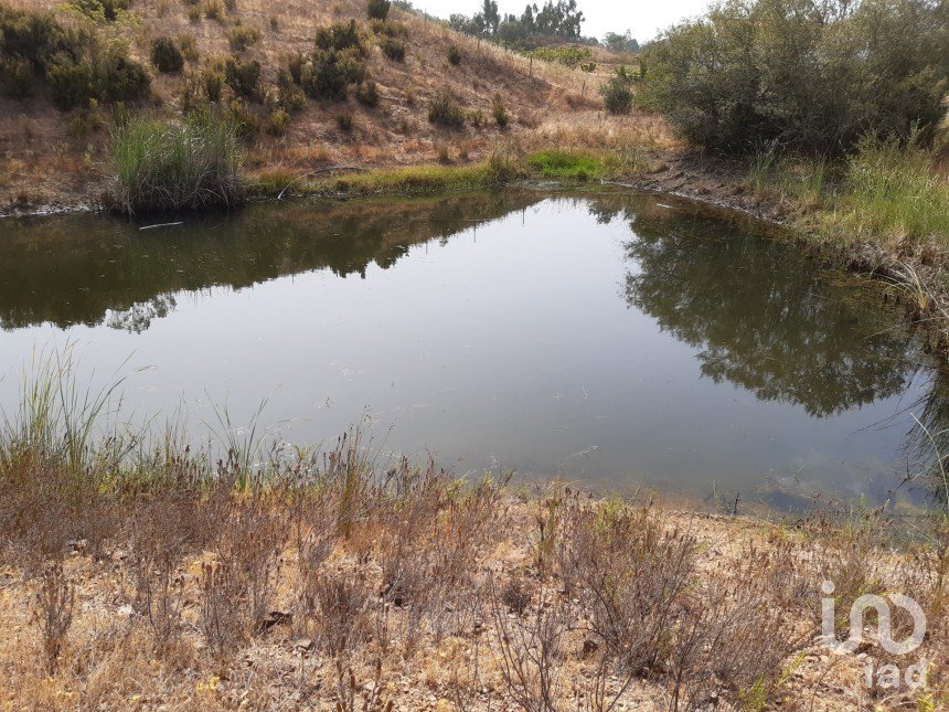 Land in São Marcos da Serra of 32,040 m²