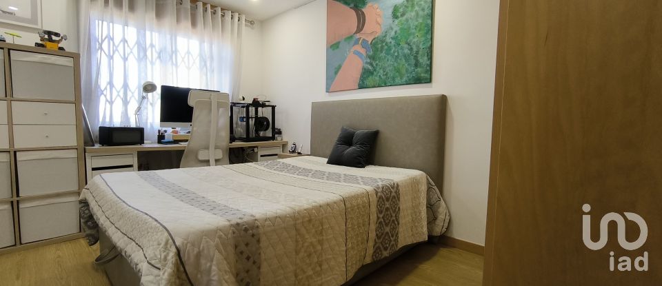 Apartamento T2 em Vilar de andorinho de 101 m²