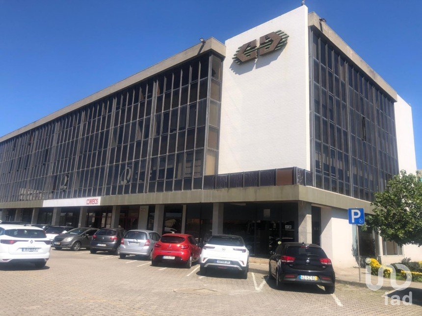 Loja / Estabelecimento Comercial em Perafita, Lavra E Santa Cruz Do Bispo de 86 m²