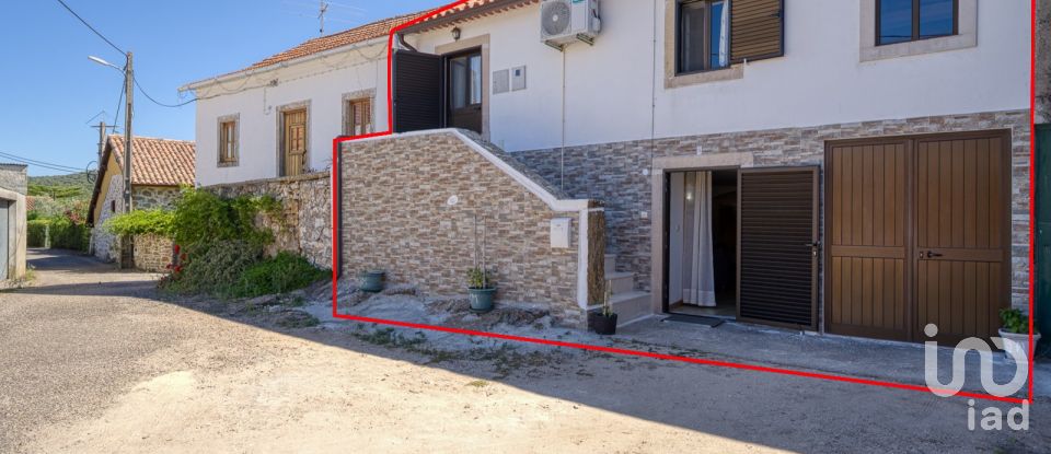 Village house T2 in Chãos of 216 m²