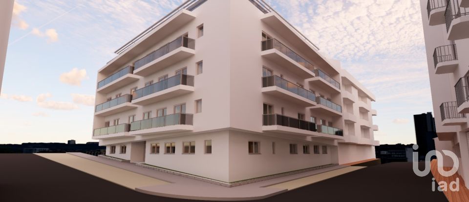 Apartamento T3 em Oliveira De Azeméis, Santiago De Riba-Ul, Ul, Macinhata Da Seixa E Madail de 160 m²