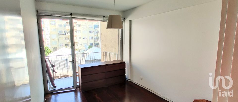 Apartment T1 in Avenidas Novas of 67 m²