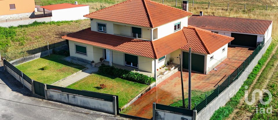 Lodge T3 in Campos e Vila Meã of 205 m²