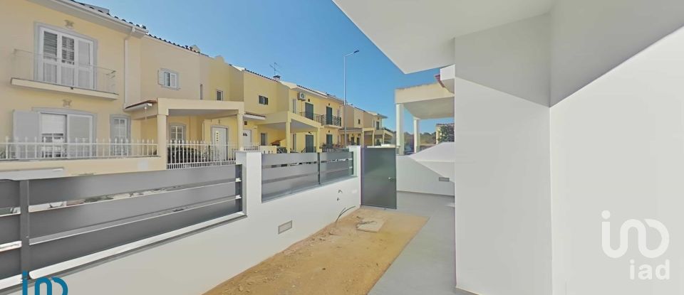 House T3 in Seixal, Arrentela e Aldeia de Paio Pires of 125 m²