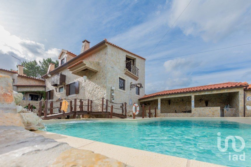 Country house T4 in Cadaval e Pêro Moniz of 381 m²