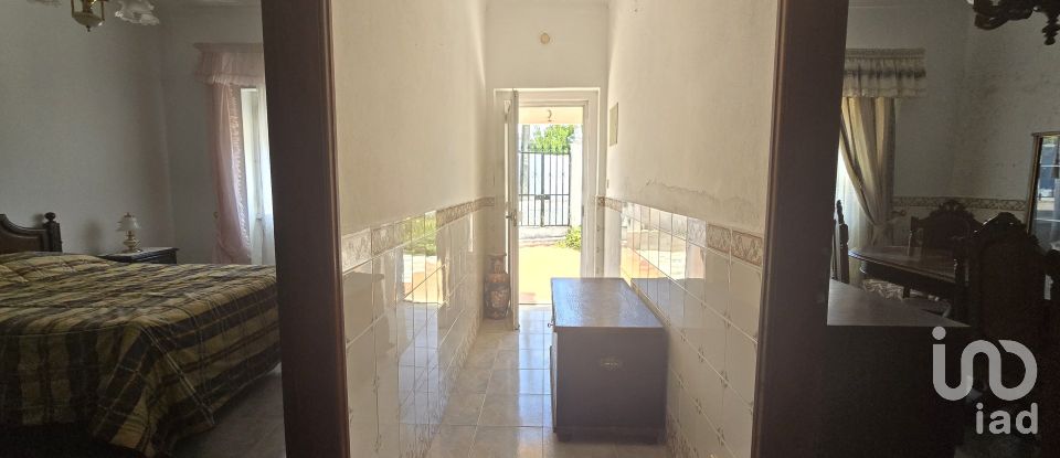 Village house T4 in Mafra of 303 m²