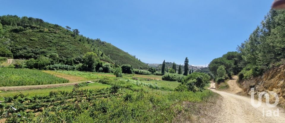 Terrain à Carvoeira de 2 188 m²