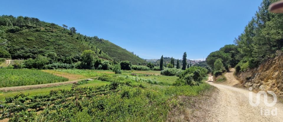 Terrain à Carvoeira de 2 188 m²