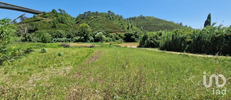 Terrain à Carvoeira de 2 188 m²