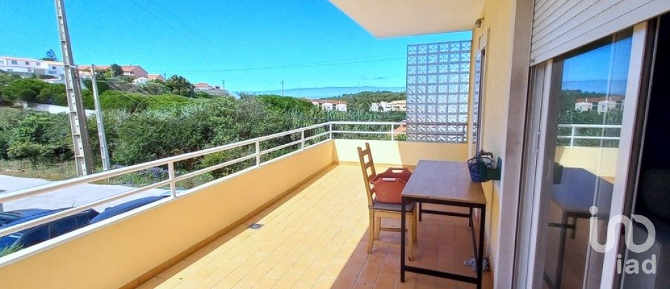 Apartment T2 in Carvoeira of 101 m²