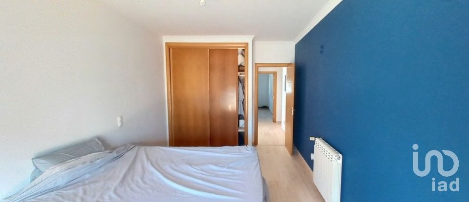 Appartement T2 à Carvoeira de 101 m²