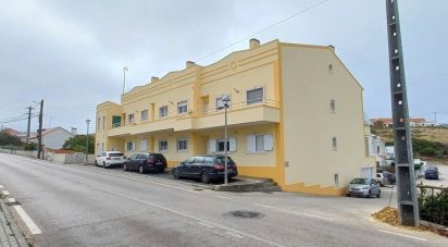 Apartment T2 in Carvoeira of 101 m²