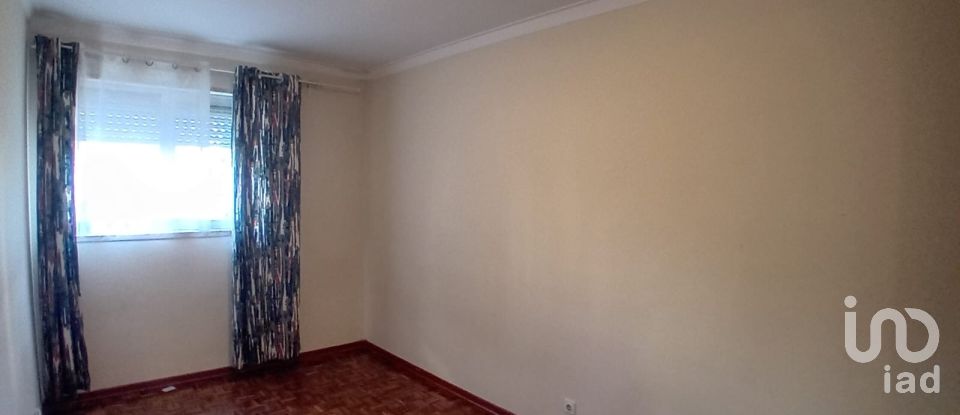 Appartement T2 à Benfica de 75 m²