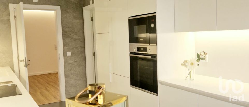 Appartement T3 à Arroios de 160 m²