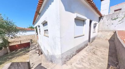 Maison T3 à Pedrógão Grande de 198 m²