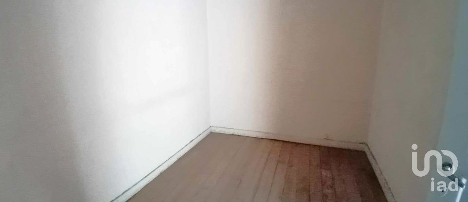 Appartement T4 à Vila e Roussas de 119 m²