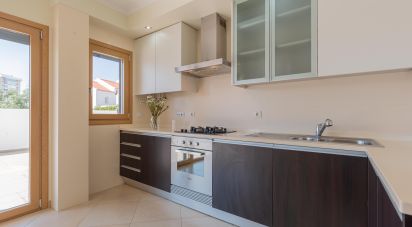 Appartement T2 à Santa Iria de Azoia, São João da Talha e Bobadela de 80 m²