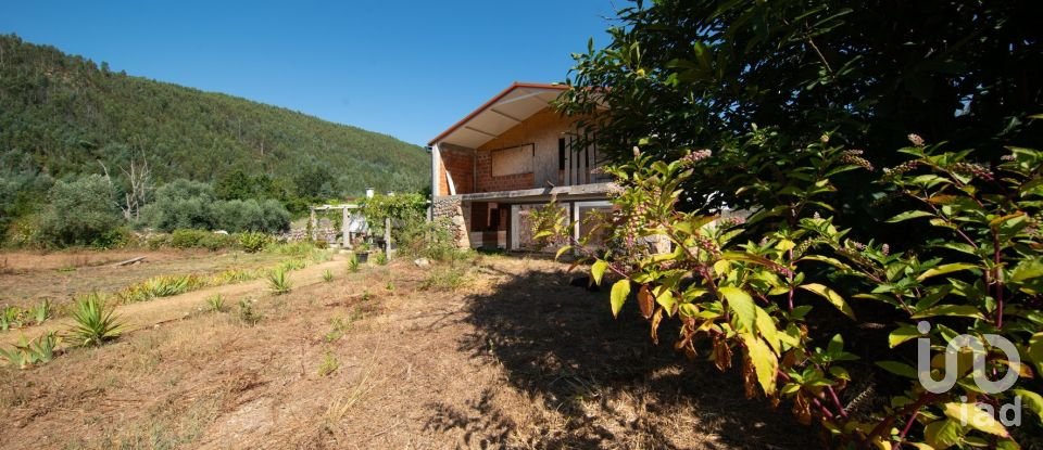 Country house T0 in Vila Nova do Ceira of 260 m²