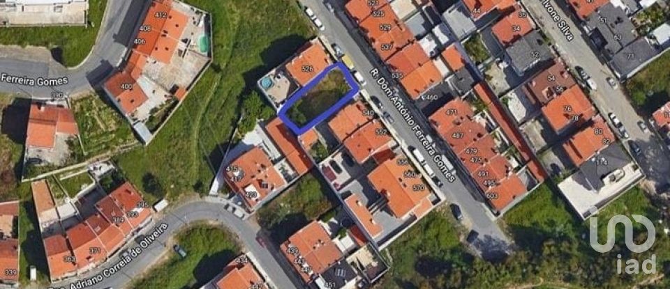 Terreno em Fânzeres e São Pedro da Cova de 288 m²