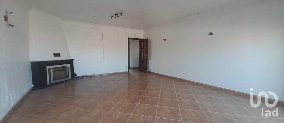 Gîte T4 à Carapinheira de 209 m²