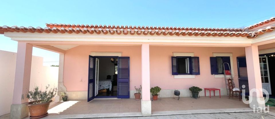 Gîte T5 à Almeirim de 397 m²