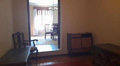 Traditional house T7 in Orvalho of 158 m²