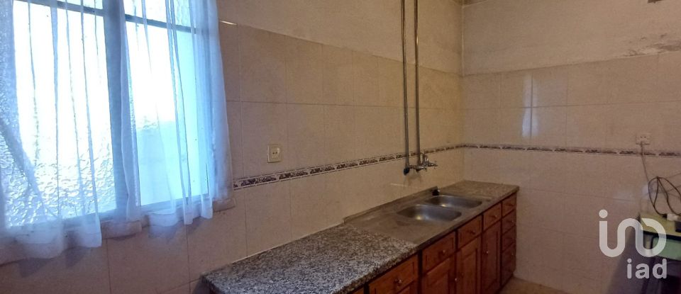 Casa tradicional T7 em Orvalho de 158 m²