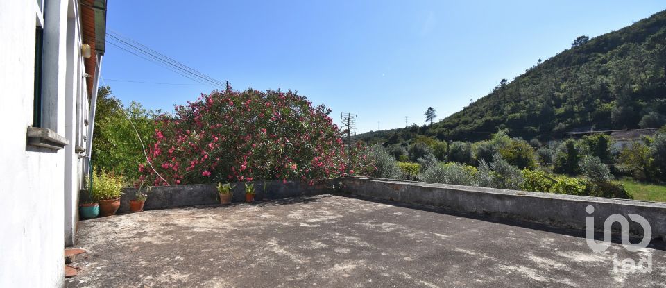 Maison traditionnelle T4 à São Miguel, Santa Eufémia e Rabaçal de 355 m²