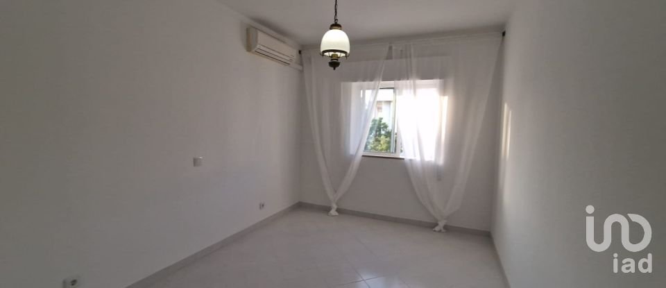 Apartment T3 in Quelfes of 120 m²